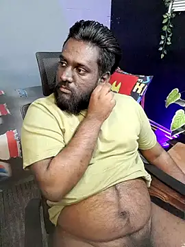 Rayansmith  online show from October 9, 11:20 pm