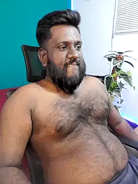 Rayansmith  online show from April 15, 9:26 pm