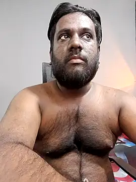 Rayansmith  online show from March 10, 10:50 am