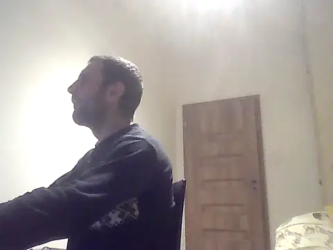 Snapshot of matejk chatting on October 10, 7:18 pm matejk online show from October 10, 7:18 pm