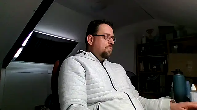 rdewaard81 online show from January 15, 1:36 pm