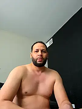 jones mcgee online show from February 8, 5:50 pm