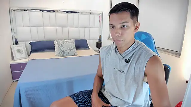 Edwin Blaz online show from October 8, 3:00 am